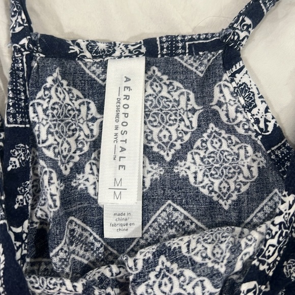 Jumper - Picture 2 of 2